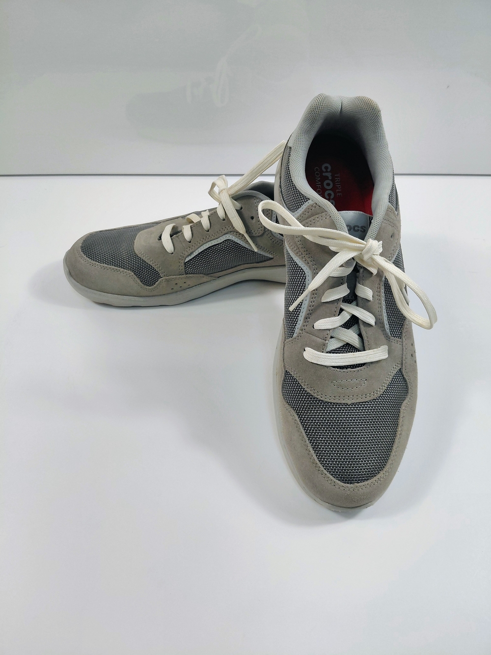 CROCS Men's Kinsale Pacer Shoes Sz 12 M Charcoal Pearl Gray Suede Mesh Sneakers